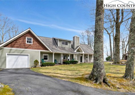 316 Crest Hill Banner Elk, 28604