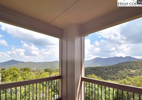 Reserve III Crescent Lane Unit 22A Sugar Mountain NC 28604